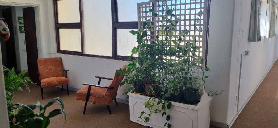 1 Bedroom Property for Sale in Quigney Eastern Cape